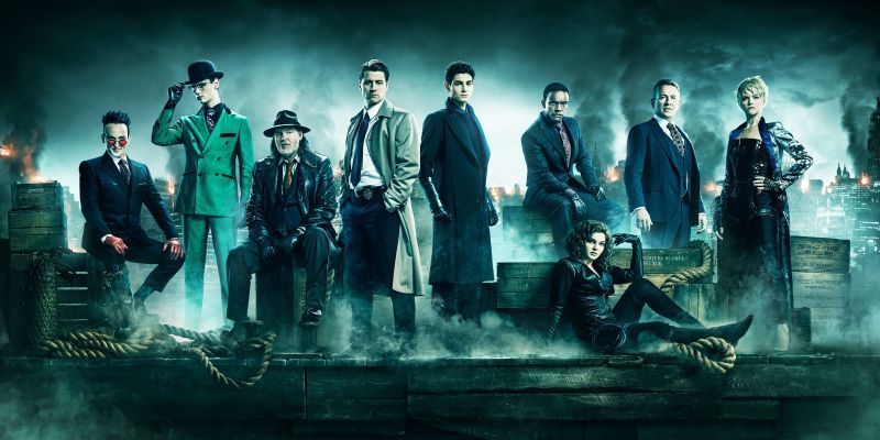 El elenco de Gotham posando para una imagen promocional