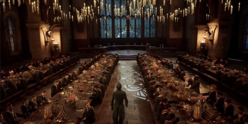 Alle Hogwarts-Schüler essen in der Großen Halle