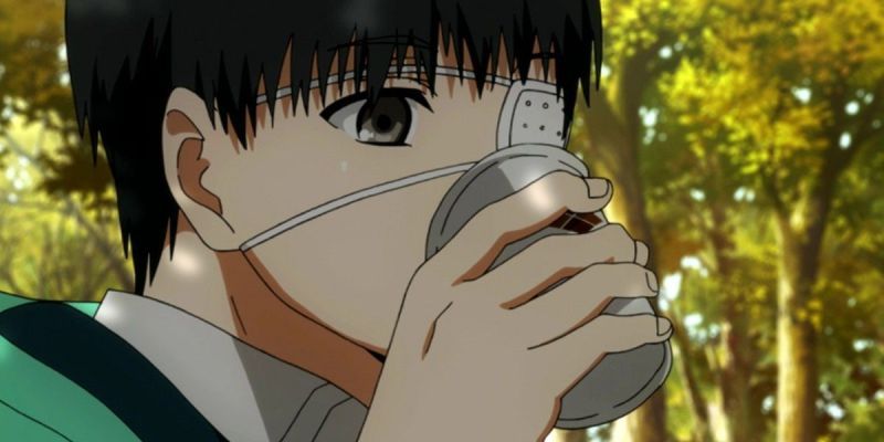 Kaneki bebiendo de una taza