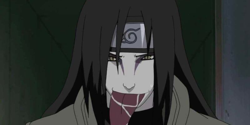 Orochimaru sacando su larga lengua de serpiente (Naruto)