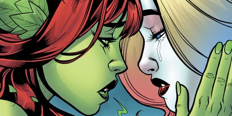 Poison Ivy und Harley Quinn stehen kurz vor dem Kuss