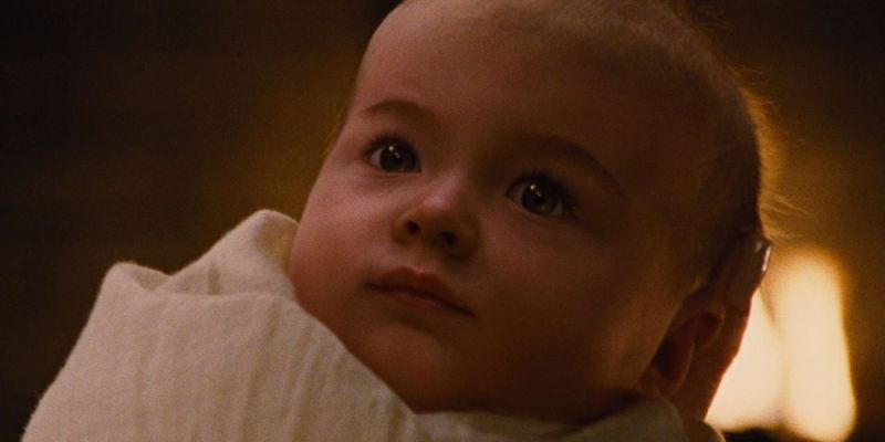 Renesmee Cullen de bebé en Amanecer Parte 1.