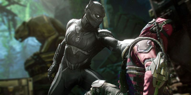 Black Panther intimida a un mercenario en Marvel